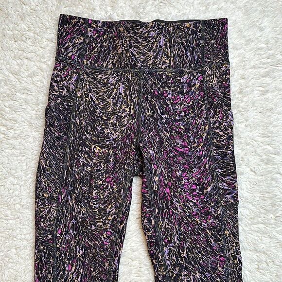 Lululemon Lululemon Invigorate High-Rise Tight 25” Size 6 Topography Multi - Picture 7 of 16
